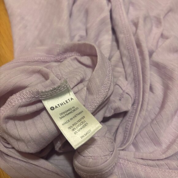 Athleta Shirt Womens Backless/Tie Back Tank Top Lilac Purple RN#54023 Size XS - Picture 3 of 4